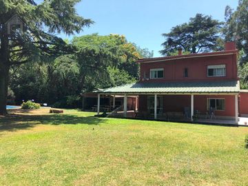 Quinta 6 Ambientes En Venta - Francisco Alvarez, Moreno