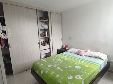VENTA de APARTAMENTO en GIRON