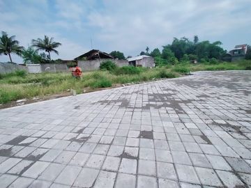 Tanah Gratis Pajak di Jakal Km 8, 18 Unit Jalan 5 Meter