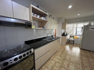 casa condominio en venta en la castellana. Cod V105258