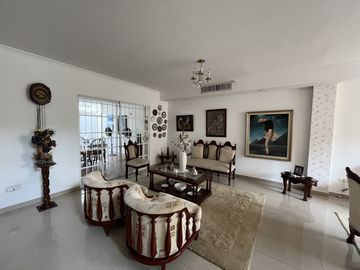 casa condominio en venta en la castellana. Cod V105258