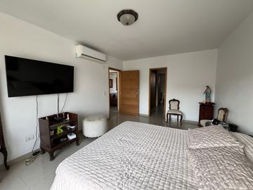 casa condominio en venta en la castellana. Cod V105258