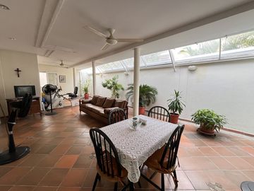 casa condominio en venta en la castellana. Cod V105258