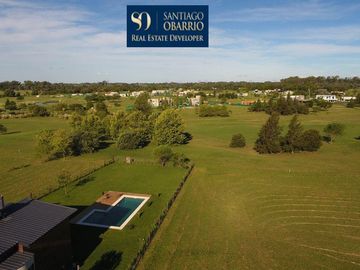 Muy linda casa en - Medal Country club - A estrenar.  226 m2 totales.