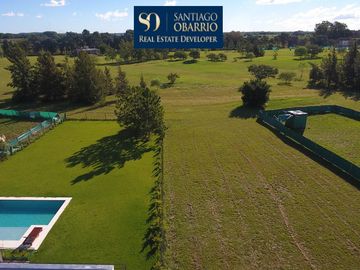 Muy linda casa en - Medal Country club - A estrenar.  226 m2 totales.