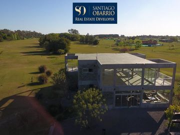 Muy linda casa en - Medal Country club - A estrenar.  226 m2 totales.