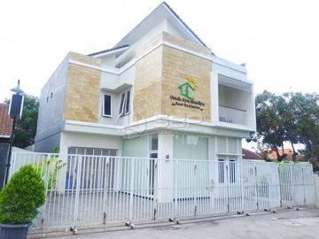 HomeStay + Kost Dijual Jogja Exclusive Setara Hotel di Jalan Kaliurang dekat UII