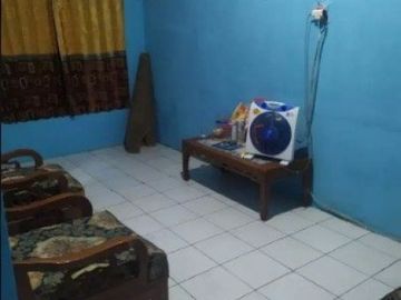 Rumah Karang Tengah Strategis Siap Huni