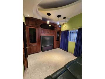 VENTA DE CASA ALTOS DE PANAMA 3 PLANTAS 537 M2