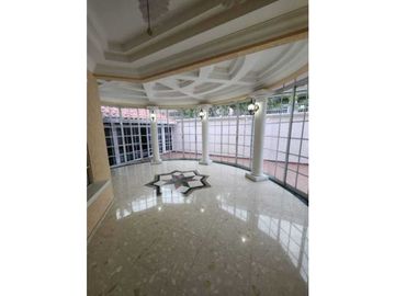 VENTA DE CASA ALTOS DE PANAMA 3 PLANTAS 537 M2