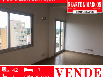 VENTA DEPTO 2 AMB AMPLIO CON COCHERA SOBRE DELIA AL 2100 SAN MIGUEL, EXCELENTE UBICACIÓN, CERCANO A COLEGIOS VARIOS Y CON TODOS LOS SERVICIOS.
