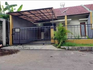 RUMAH di Antapani, arcamanik, dago