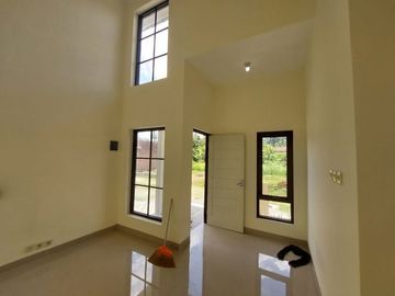 Kawasan Sunrise Property Rumah Siap Huni Lingkungan Perumahan Aman