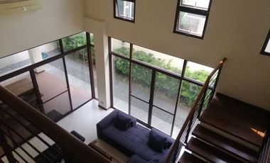 For sale: Modern House and Lot in Tivoli Greens Quezon City