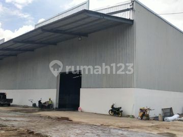 Gudang Bersama di Kawasan Sepaatan Tangerang