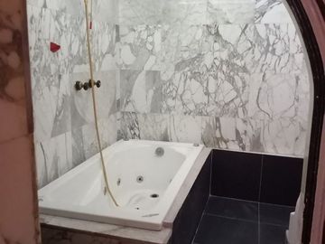 CASA EN VENTA EN LOMAS DE TECAMACHALCO