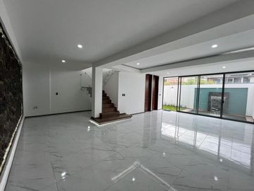 CASA NUEVA EN VISTAS DE ALTOZANO, MORELIA
