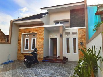 RUMAH MINIMALIS CANTIK DAERAH PURWOMARTANI