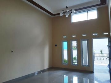 RUMAH MINIMALIS CANTIK DAERAH PURWOMARTANI