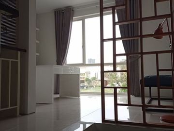 Dijual rumah mewah minimalis 3 lantai Surabaya barat Full Furnished