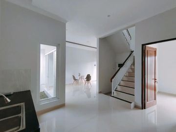 Rumah baru dalam perumahan Sidoarum jl Godean