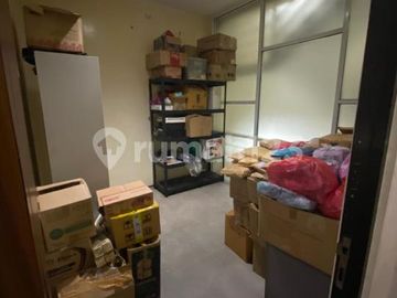 Ruko Bagus 3,5 Lantai Lokasi Strategis di Gandaria, Jakarta Selatan