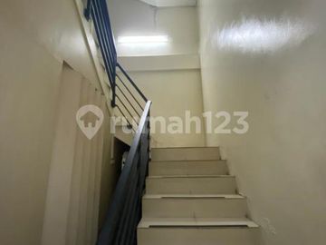 Ruko Bagus 3,5 Lantai Lokasi Strategis di Gandaria, Jakarta Selatan