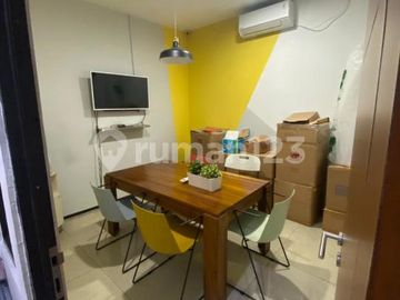Ruko Bagus 3,5 Lantai Lokasi Strategis di Gandaria, Jakarta Selatan