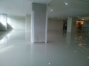 645 sqm Semi Fitted Commercial Office Space for Lease in Quezon City