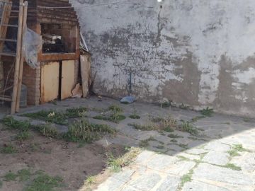 Casa, 4 Ambientes, Jardin, Buena Ubicacion
