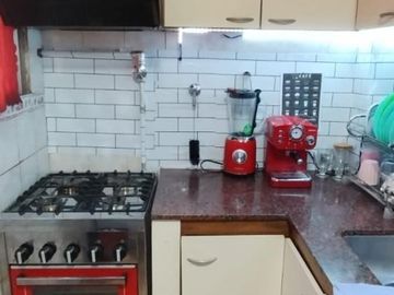 Casa, 4 Ambientes, Jardin, Buena Ubicacion