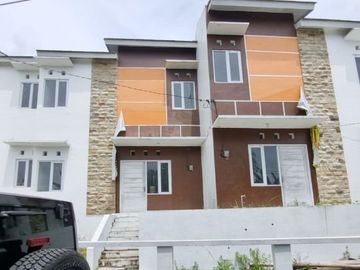 RUMAH TENGAH KOTA WATES 2 LANTAI HARGA MURAH
