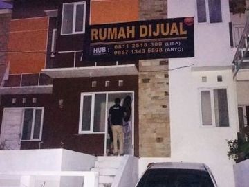 RUMAH TENGAH KOTA WATES 2 LANTAI HARGA MURAH