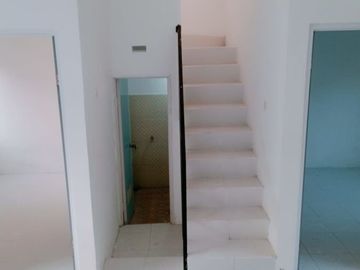 RUMAH TENGAH KOTA WATES 2 LANTAI HARGA MURAH