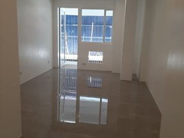 1 Bedroom Condo for sale
