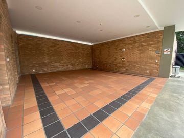 apartamento en venta en brisas de los alamos. Cod V8309783
