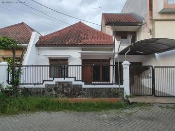 Rumah Wisma Mukti STRATEGIS SIAP HUNI