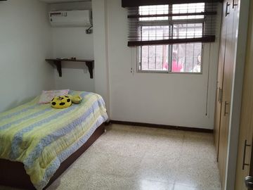 Encantadora: villa situada cerca del mar en Chuyuipe Ballenita .