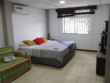 Encantadora: villa situada cerca del mar en Chuyuipe Ballenita .