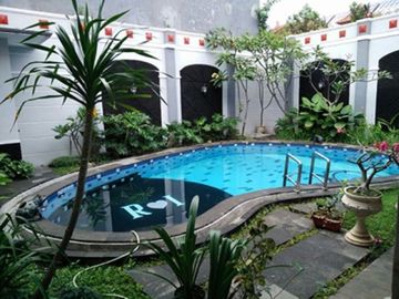 Rumah 2 Lantai + Kolam Renang di Dieng kota Malang _ 1.19