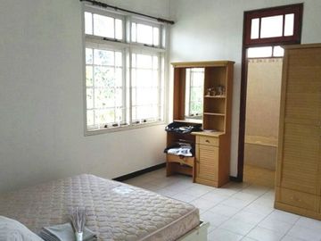 Rumah Hook 2 Lantai Luas 330 di Bukit Dieng kota Malang
