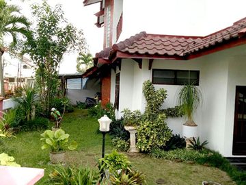 Rumah Hook 2 Lantai Luas 330 di Bukit Dieng kota Malang