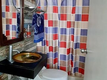 Punta Blanca, departamento en condominio seguro con vistas al mar en venta.