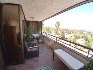 Departamento en Venta en Luis Matte Larrain/ Miravalle de Apoquindo