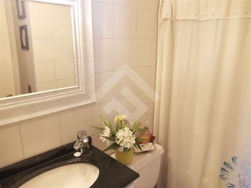 Departamento en Venta en Luis Matte Larrain/ Miravalle de Apoquindo