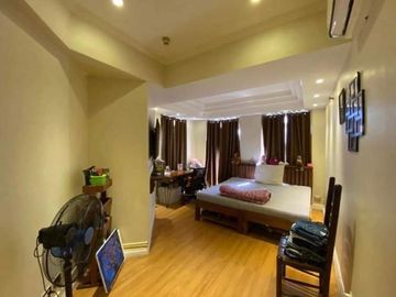 FOR SALE: Salcedo Park Twin Towers