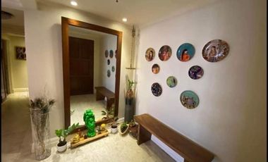 FOR SALE: Salcedo Park Twin Towers