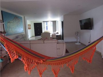 SE VENDE CASA DE DOS NIVELES EN LA CASTELLANA EN MONTERIA