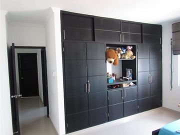 SE VENDE CASA DE DOS NIVELES EN LA CASTELLANA EN MONTERIA