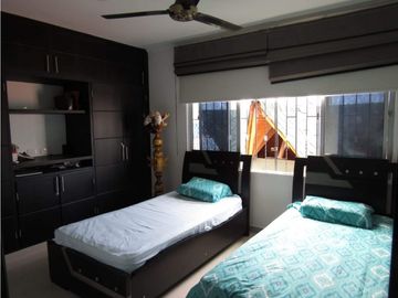 SE VENDE CASA DE DOS NIVELES EN LA CASTELLANA EN MONTERIA